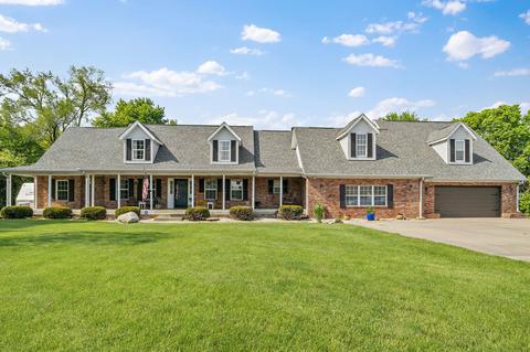 8338 W Cherokee Ln, Fairland, IN 46126