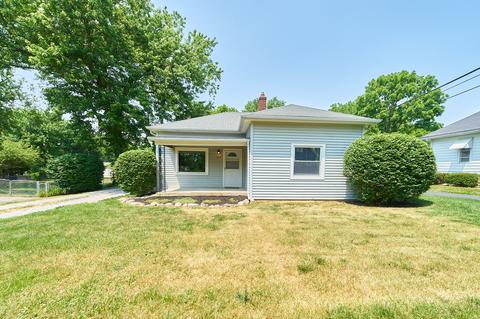 202 E Pierce St, Whitestown, IN 46075