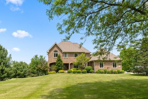 5661 Banta Rd, Bargersville, IN 46106