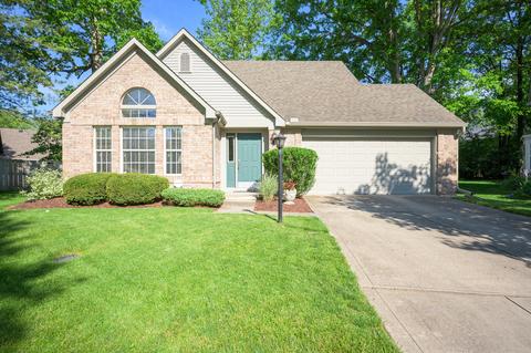 6492 Hunters Green Cir, Indianapolis, IN 46278