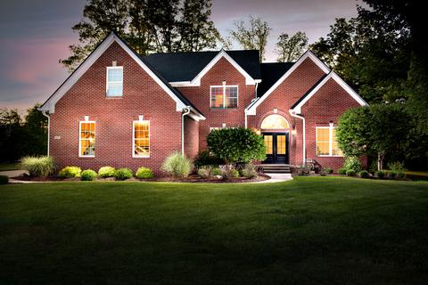 14074 Waterway Blvd, Fishers, IN 46040