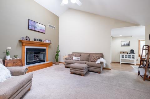 2520 Cedar Ridge Dr, Columbus, IN 47203 photo 5