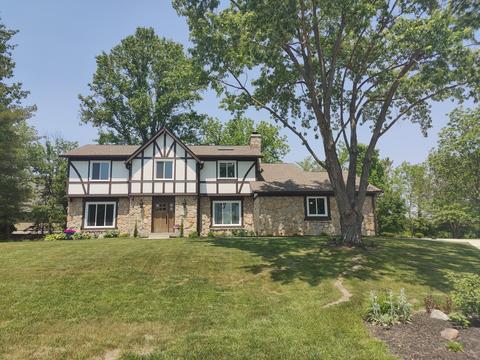 10096 Mill Run, Carmel, IN 46032