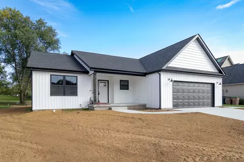 3461 Briar Ridge Way, Columbus, IN 47203