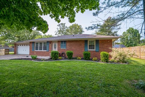 114 Cottonwood Dr, Anderson, IN 46012