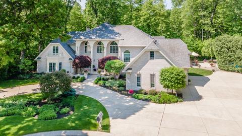1227 Vanderbuilt Dr, Anderson, IN 46011