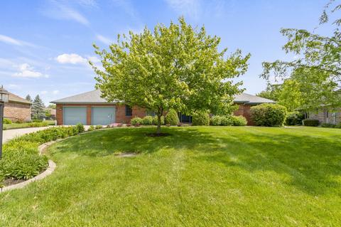 10238 Wayward Wind Dr, Indianapolis, IN 46239