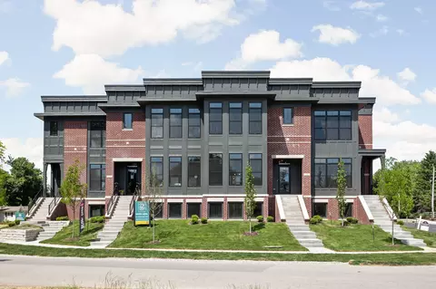 468 Monon Way Dr, Carmel, IN 46032