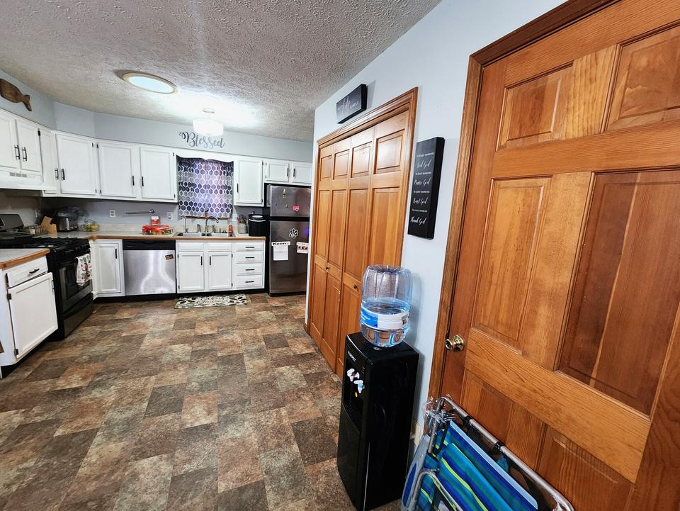  103 Justin Dr, Mooresville, IN 46158 photo 5