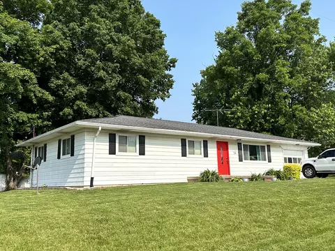 54 Doe Creek Dr, Cloverdale, IN 46120