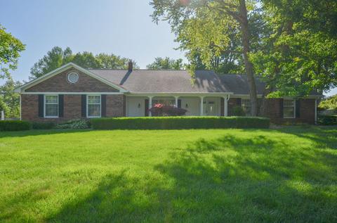 3625 Tallwood Ln, Greenwood, IN 46143