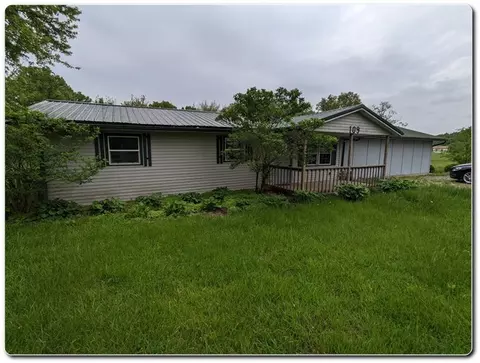109 Bailey Ln, Morgantown, IN 46160