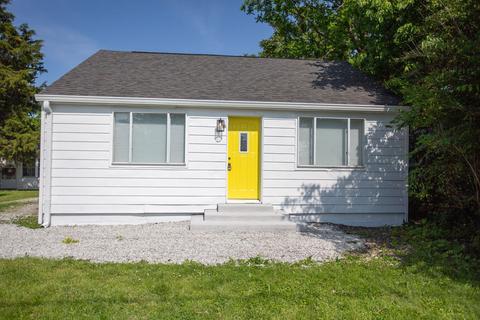 1717 S Lynhurst Dr, Indianapolis, IN 46241