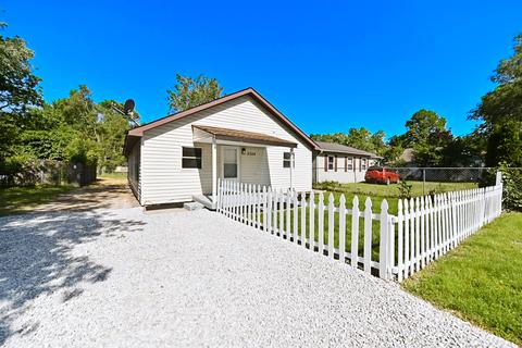 3324 Collier St, Indianapolis, IN 46221