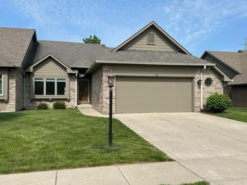 792 Stonemill Dr, Greenwood, IN 46143