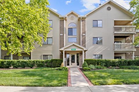 8820 Yardley #208, Indianapolis, IN 46268