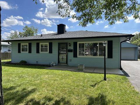 213 Mooreland Dr, Whiteland, IN 46184