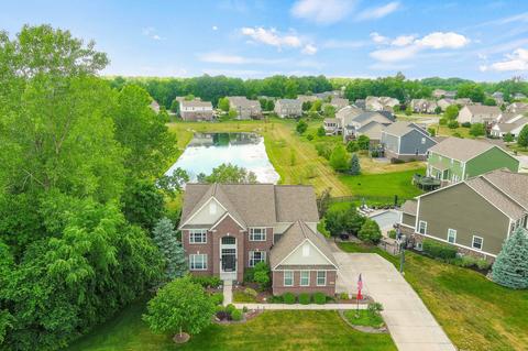 2974 Alamosa Ln, Zionsville, IN 46077