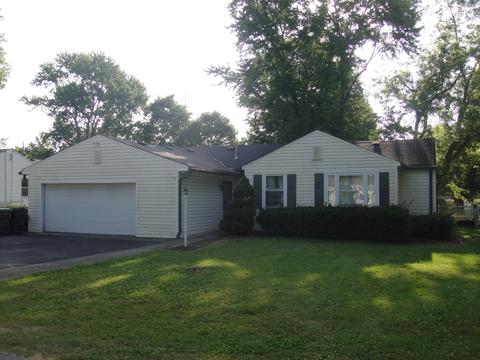 1061 Bomar Ln, Greenwood, IN 46142
