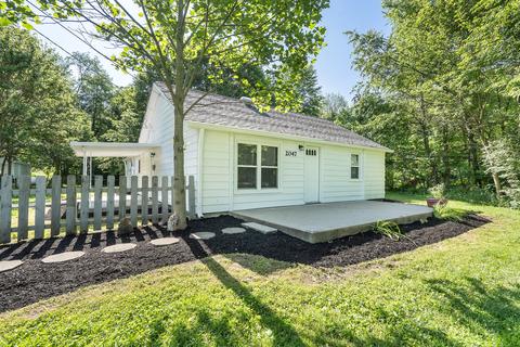 2047 N County Road 600 E, Avon, IN 46123