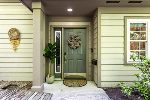 9072 Whitman Ct, Fishers, IN 46037