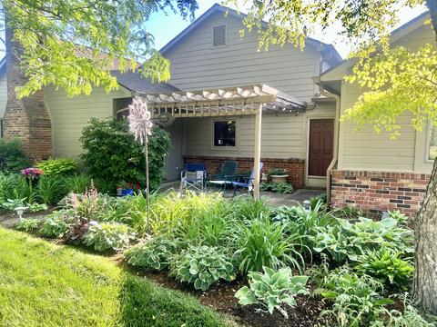 1971 Crystal Bay E Dr, Plainfield, IN 46168