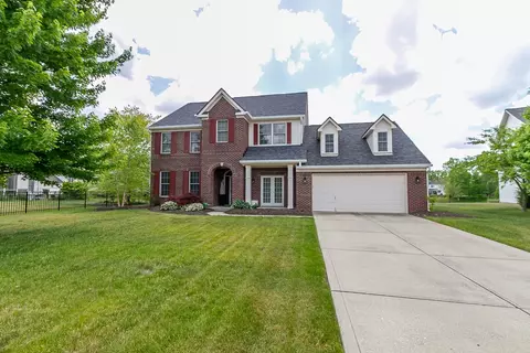 8119 Woodington Ct, Indianapolis, IN 46259