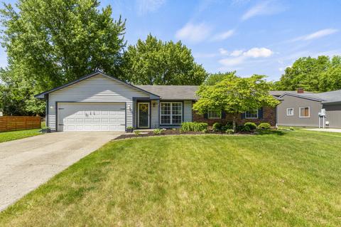8428 Castle Farms Rd, Indianapolis, IN 46256