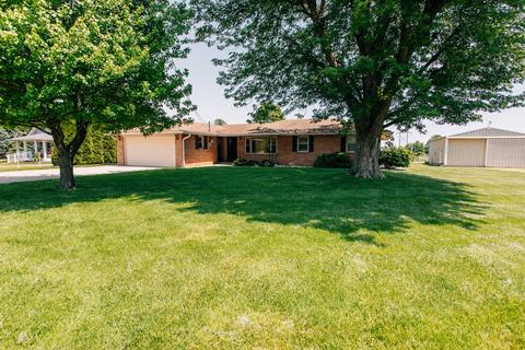 2918 Moore Rd, Anderson, IN 46011