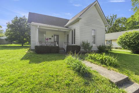 102 N Blake St, Sheridan, IN 46069