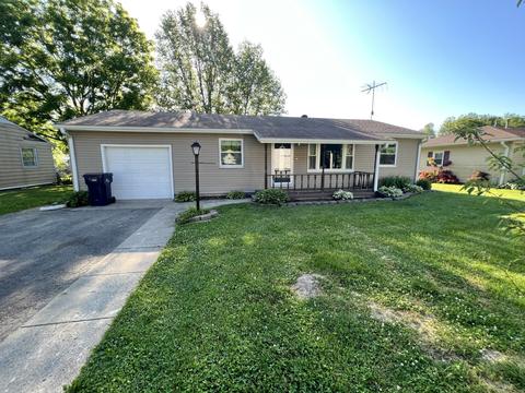 110 N 5th St, Spiceland, IN 47385