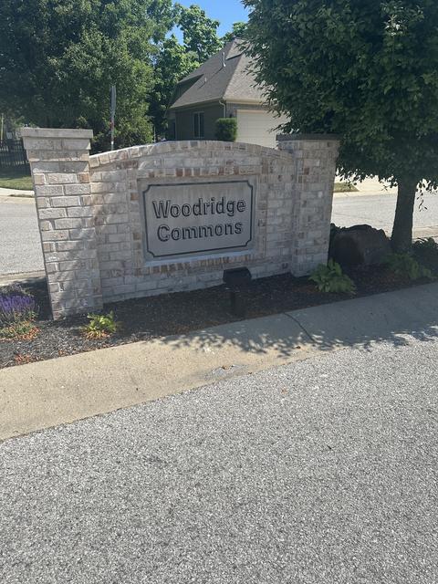 240 N Woodridge Dr, Pittsboro, IN 46167
