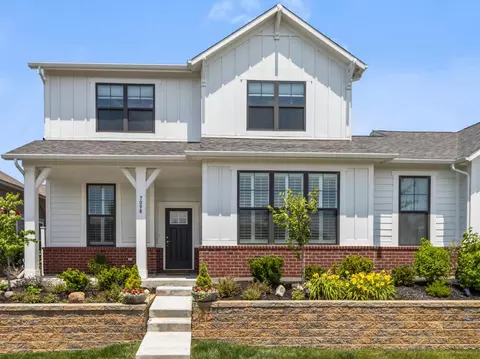 7098 Cherry Creek Blvd, Carmel, IN 46033