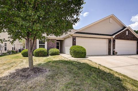 6440 Emerald Springs Dr, Indianapolis, IN 46221