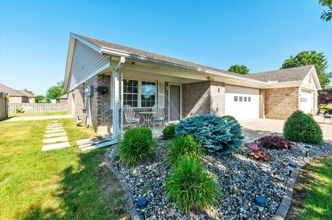 8308 Windovers Dr, Indianapolis, IN 46259