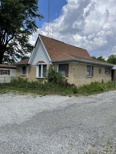 2180 Greenfield Ave, Noblesville, IN 46060