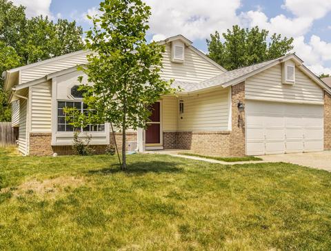 966 Timber Creek Ln, Greenwood, IN 46142