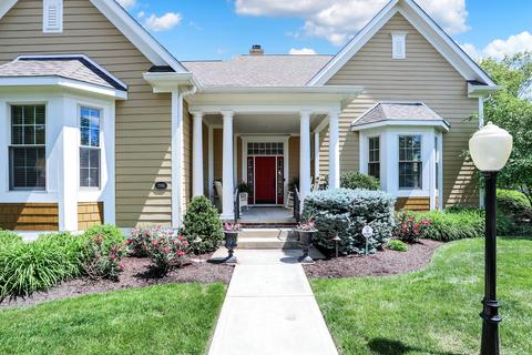 2195 Shaftesbury Rd, Carmel, IN 46032