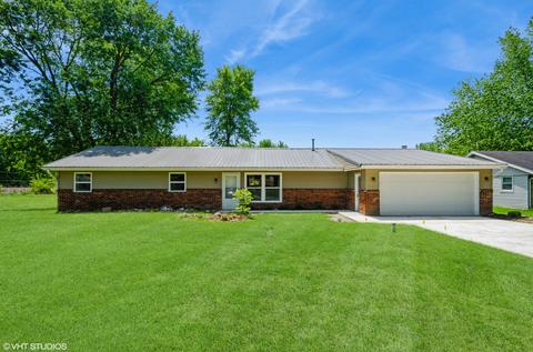 7901 W South Dr, Yorktown, IN 47396