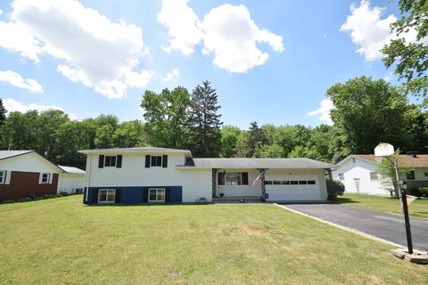 87 N Country Club Ter, Crawfordsville, IN 47933