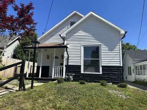 1324 Division St, Noblesville, IN 46060