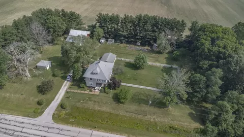 634 E 300 S, Crawfordsville, IN 47933
