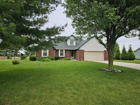 1170 W Morning Walk Dr W, Greenfield, IN 46140