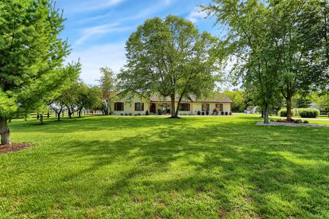 6651 E 256th St, Arcadia, IN 46030