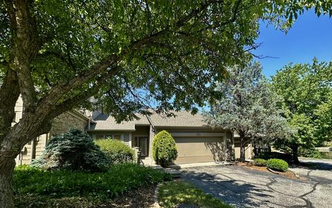 8424 Seabridge Way, Indianapolis, IN 46240