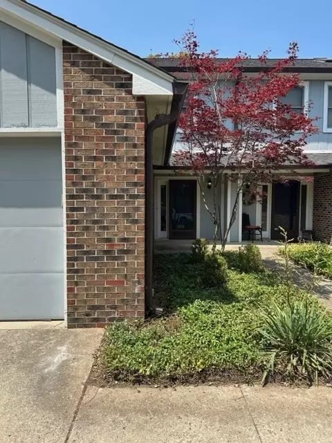 9510 Sandpiper Dr E, Indianapolis, IN 46268