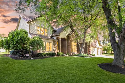 11160 Plum Hollow Cir, Fishers, IN 46037