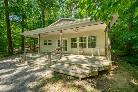 5751 N East Shore Dr, Morgantown, IN 46160