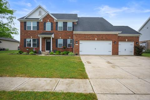 1131 Hampton Dr, Greenwood, IN 46143