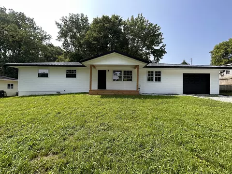 303 S Scott St, Saint Paul, IN 47272